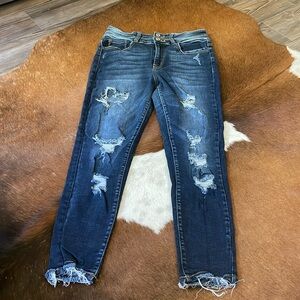 High Rise Kancan Destructed Jean